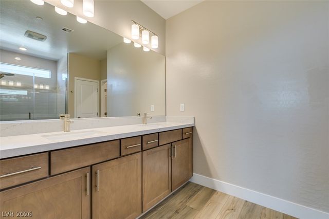 10184 Chrysolite, Las Vegas, NV 89143