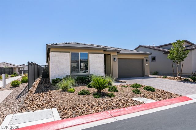 10184 Chrysolite, Las Vegas, NV 89143