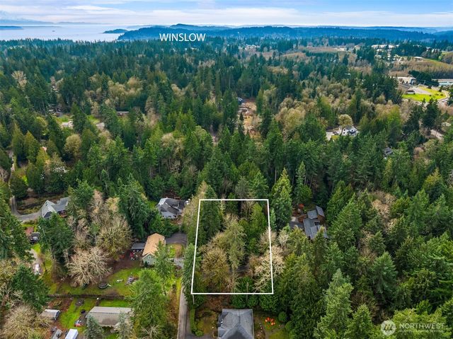 9351 Moss Lane NE, Bainbridge Island, WA 98110