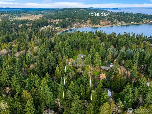 9351 Moss Lane NE, Bainbridge Island, WA 98110