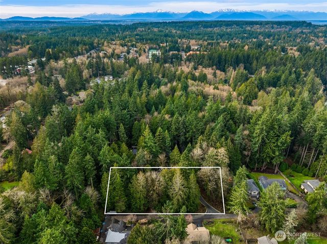 9351 Moss Lane NE, Bainbridge Island, WA 98110