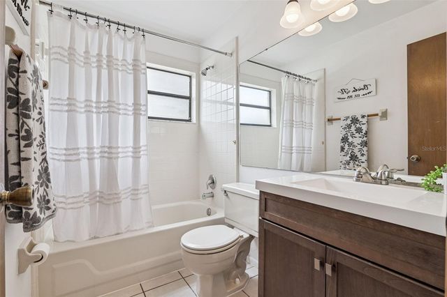 1041 DEES DRIVE, Oviedo, FL 32765