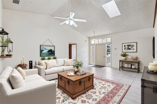 1041 DEES DRIVE, Oviedo, FL 32765