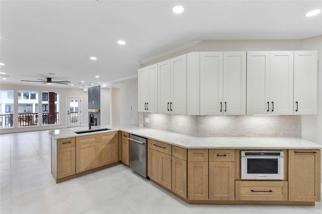 12350 Pebble View Drive, Conroe, TX 77304