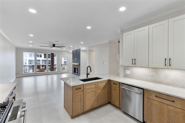 12350 Pebble View Drive, Conroe, TX 77304
