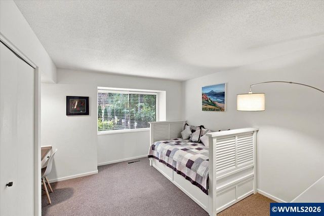 3557 Sunridge Dr S, Salem, OR 97302