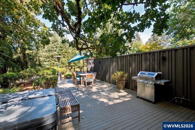 3557 Sunridge Dr S, Salem, OR 97302
