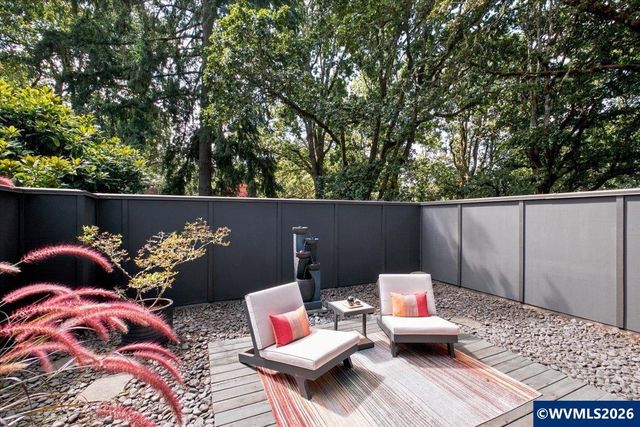 3557 Sunridge Dr S, Salem, OR 97302