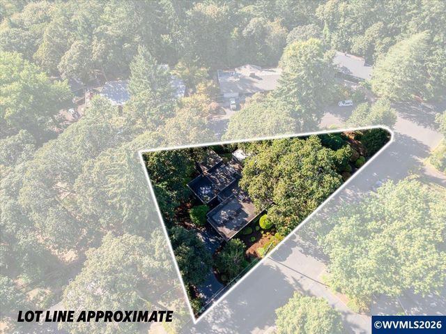 3557 Sunridge Dr S, Salem, OR 97302