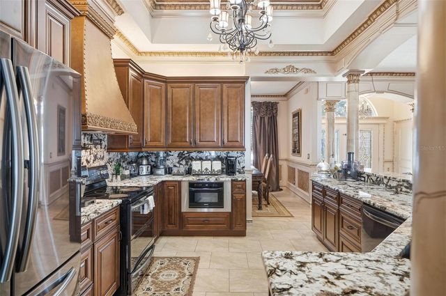 11 BANNERWOOD LANE, Palm Coast, FL 32137