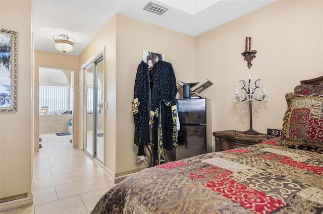 11 BANNERWOOD LANE, Palm Coast, FL 32137