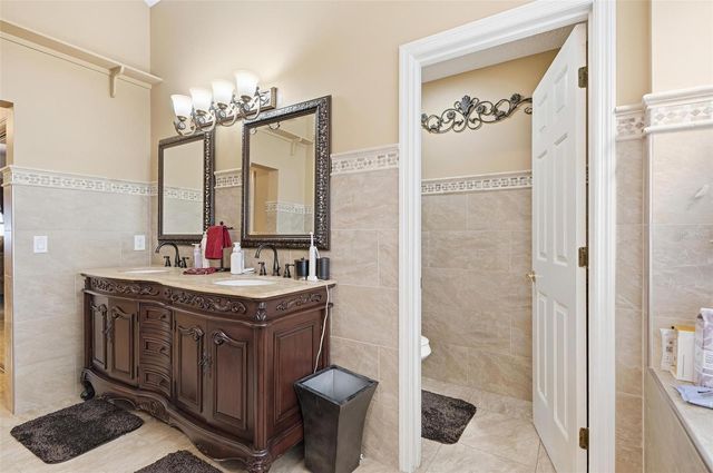 11 BANNERWOOD LANE, Palm Coast, FL 32137