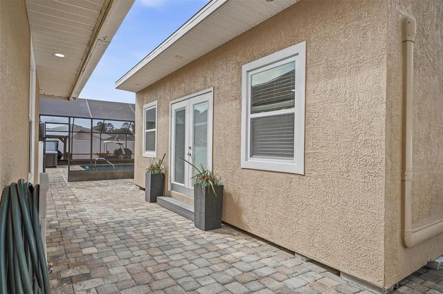 11 BANNERWOOD LANE, Palm Coast, FL 32137