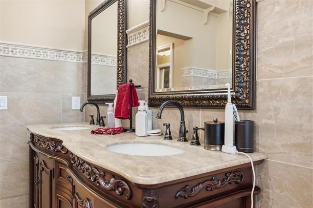 11 BANNERWOOD LANE, Palm Coast, FL 32137