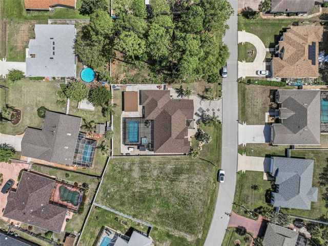 11 BANNERWOOD LANE, Palm Coast, FL 32137