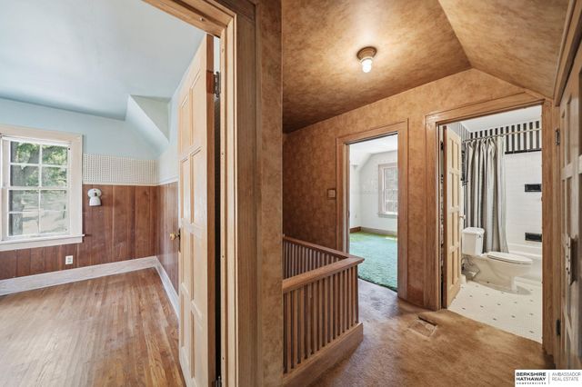 2400 Bradfield Drive, Lincoln, NE 68502
