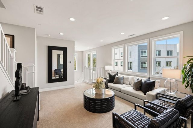 3103 Mena Drive, San Mateo, CA 94403