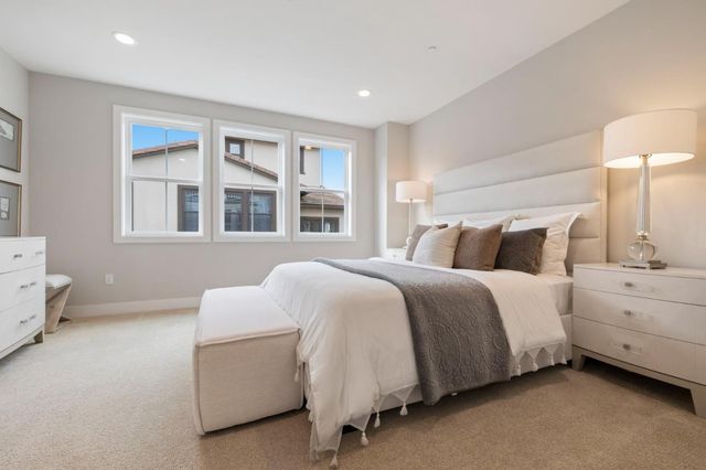 3103 Mena Drive, San Mateo, CA 94403