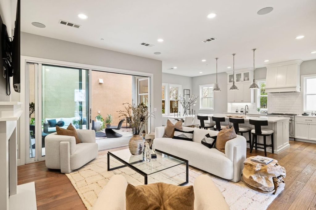 3103 Mena Drive, San Mateo, CA 94403