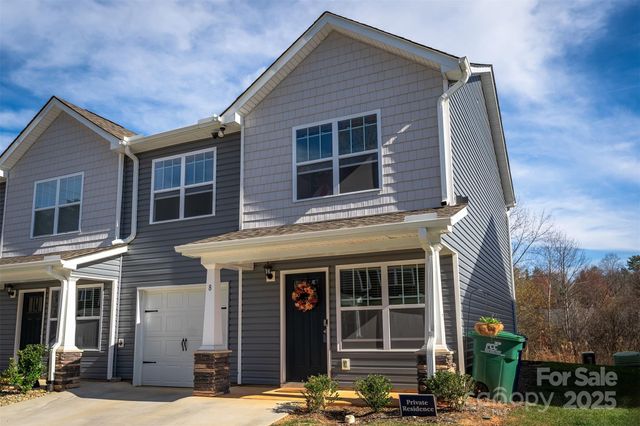 8 Virginia Commons Drive 6, Arden, NC 28704