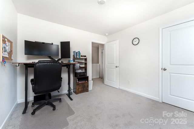 8 Virginia Commons Drive 6, Arden, NC 28704