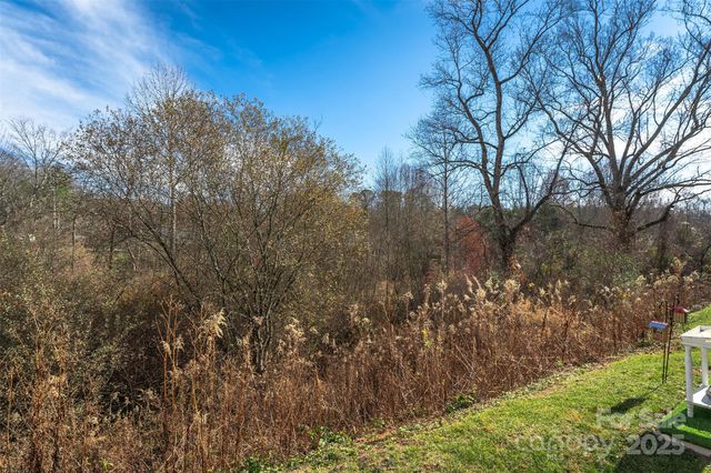 8 Virginia Commons Drive 6, Arden, NC 28704