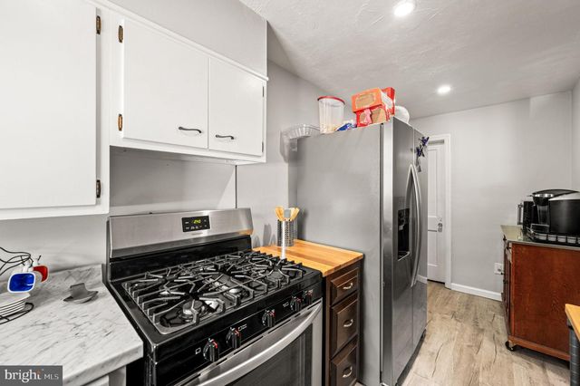 7823 WESTVIEW AVE, Upper Darby, PA 19082