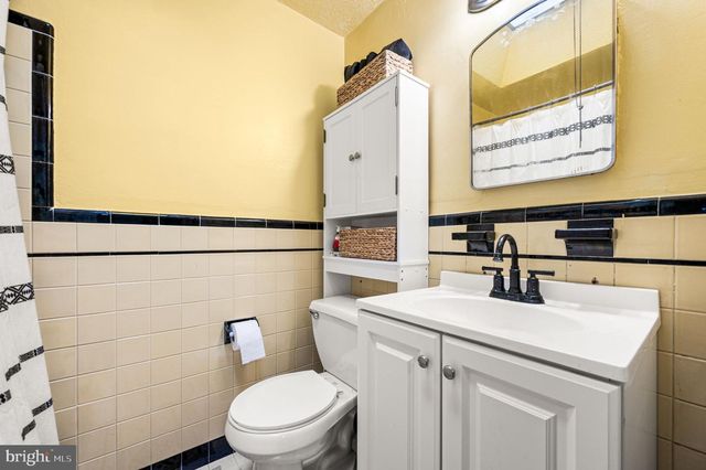 7823 WESTVIEW AVE, Upper Darby, PA 19082
