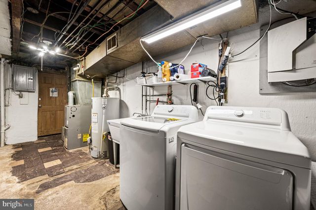 7823 WESTVIEW AVE, Upper Darby, PA 19082