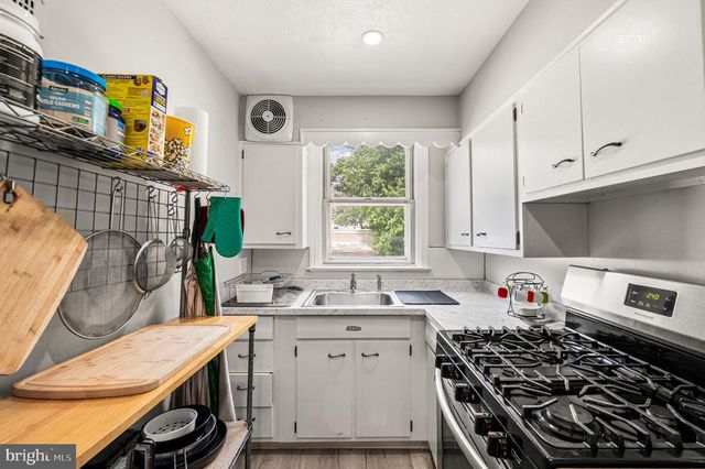 7823 WESTVIEW AVE, Upper Darby, PA 19082