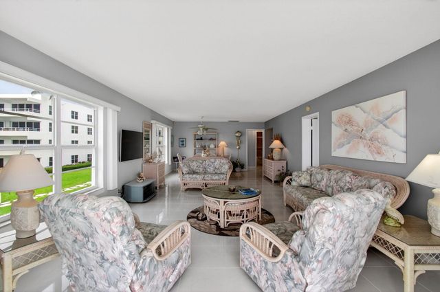 2701 S Ocean Boulevard 21, Highland Beach, FL 33487