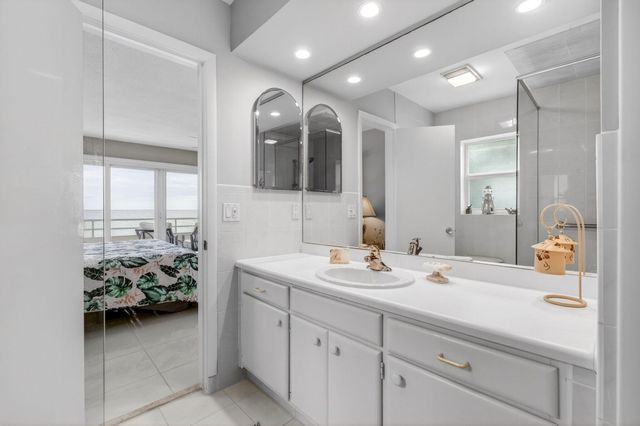 2701 S Ocean Boulevard 21, Highland Beach, FL 33487