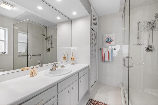 2701 S Ocean Boulevard 21, Highland Beach, FL 33487