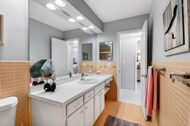 2701 S Ocean Boulevard 21, Highland Beach, FL 33487