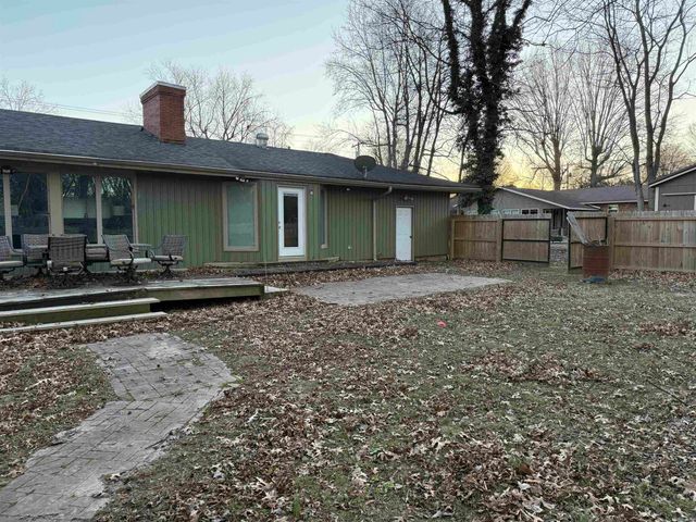 931 W North, Piggott, AR 72454