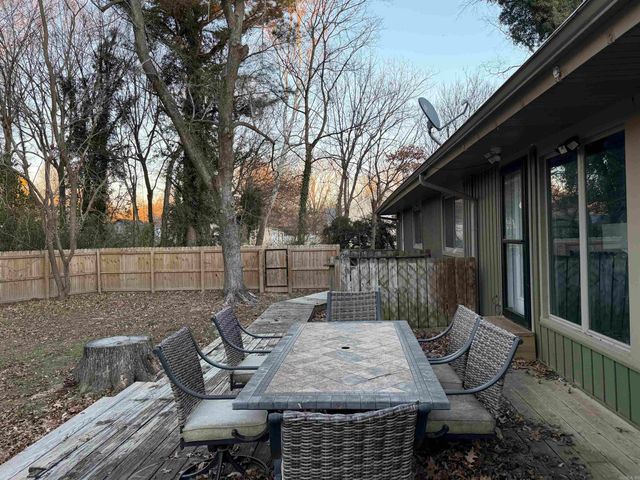 931 W North, Piggott, AR 72454