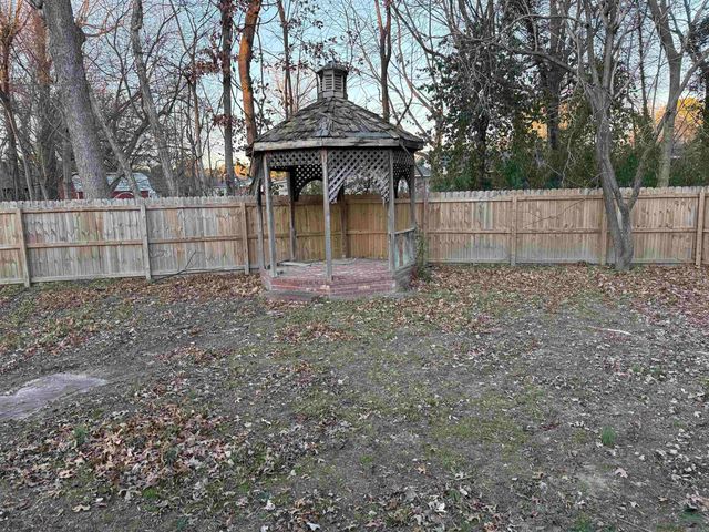 931 W North, Piggott, AR 72454