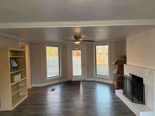 931 W North, Piggott, AR 72454