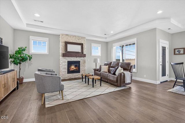 1492 Quarter Lane, Medford, OR 97504
