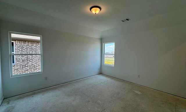 664 Tyronza Drive, Justin, TX 76247