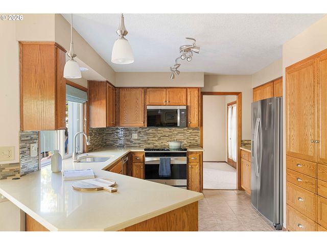 12956 Se 127TH Ave, Happy Valley, OR 97086