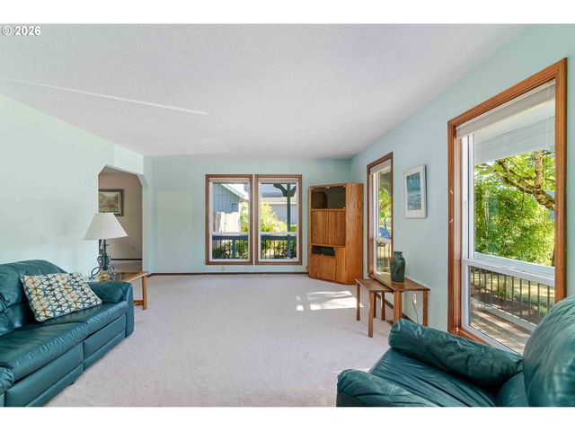 12956 Se 127TH Ave, Happy Valley, OR 97086