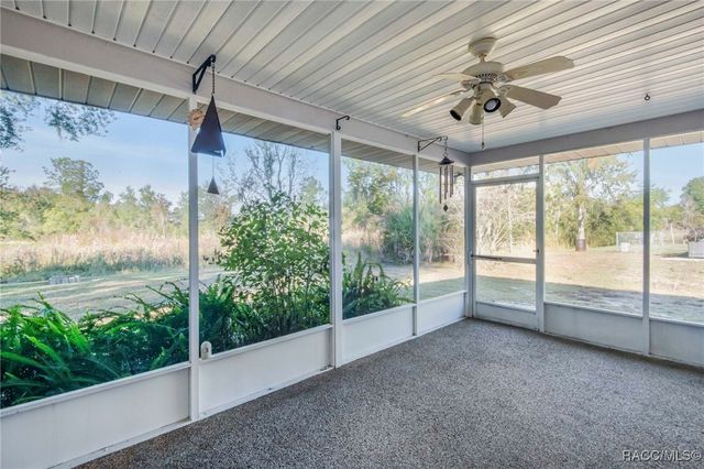 9526 E Village Green Circle, Inverness, FL 34450