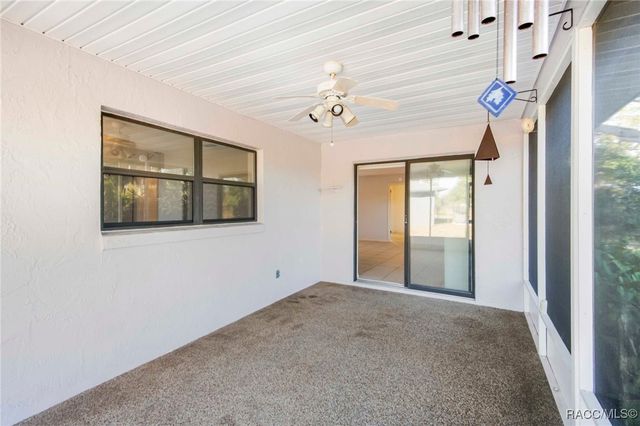 9526 E Village Green Circle, Inverness, FL 34450