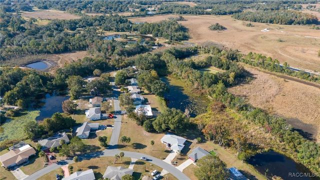 9526 E Village Green Circle, Inverness, FL 34450