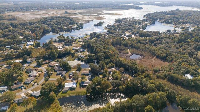 9526 E Village Green Circle, Inverness, FL 34450