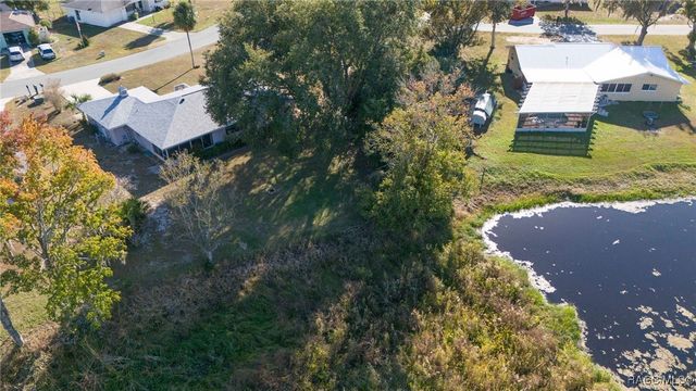9526 E Village Green Circle, Inverness, FL 34450