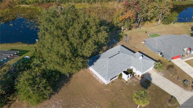 9526 E Village Green Circle, Inverness, FL 34450