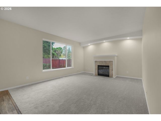 20591 Sw RAVENSWOOD St, Beaverton, OR 97078