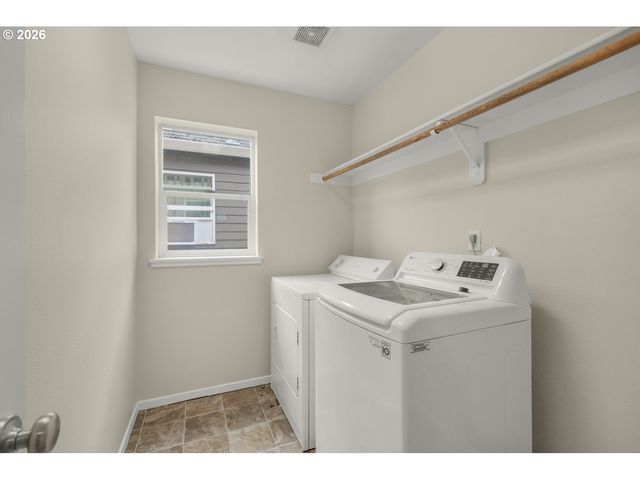 20591 Sw RAVENSWOOD St, Beaverton, OR 97078